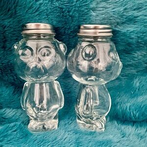Vintage 12 ounce Glass Bear honey containers